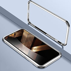 Custodia Lusso Alluminio Laterale Cover LK2 per Apple iPhone 15 Argento