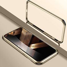 Custodia Lusso Alluminio Laterale Cover LK2 per Apple iPhone 15 Oro