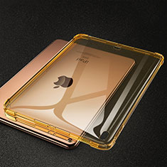 Custodia Silicone Trasparente Ultra Sottile Cover Morbida S01 per Apple iPad Pro 11 (2018) Giallo