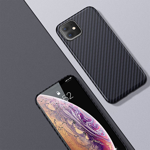 Custodia Fibra di Carbonio Lusso Morbida Spigato Cover per Apple iPhone 11 Nero