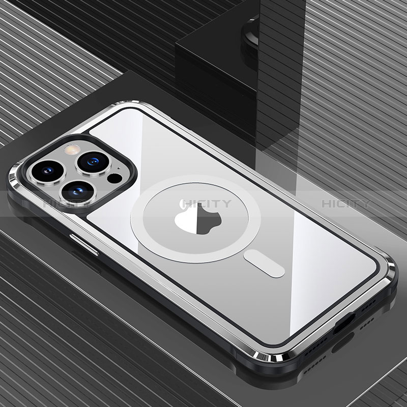 Custodia Lusso Alluminio e Silicone Laterale Cover con Mag-Safe Magnetic QC1 per Apple iPhone 13 Pro Argento
